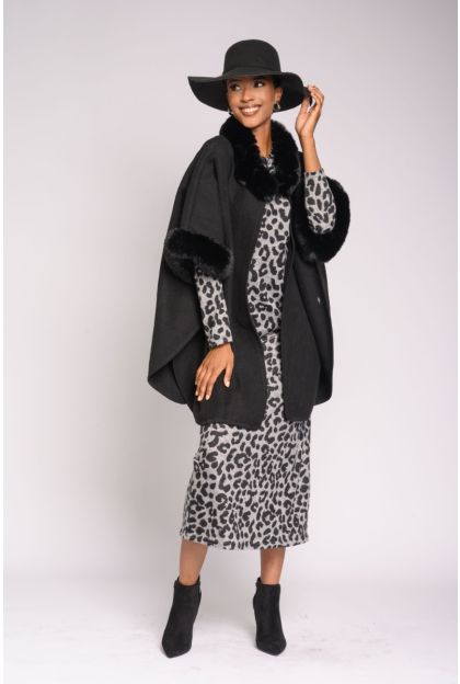 Knit Dress With Seam