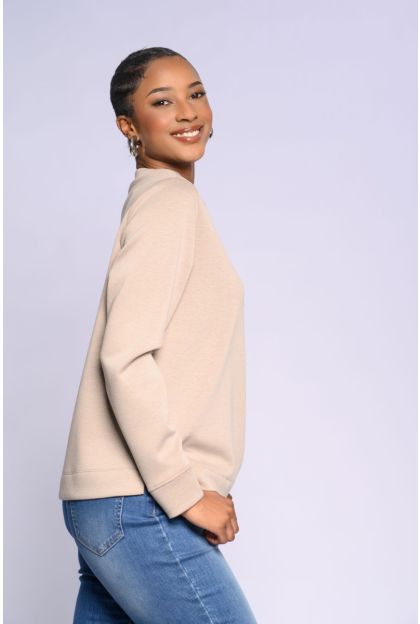 Round Neck Knit Top