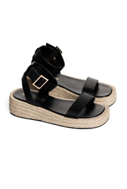 Comfort Flat Form Sandal